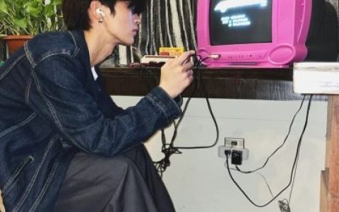 所有的烦恼都源于你的收入太低(一眼就会吸引人的男生头像)