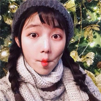 你不丑是镜子难看(最火快手头像女生可爱搞怪)