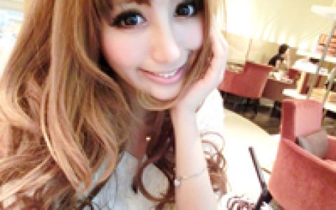 向全世界炫耀就算没有人知道我也要微笑(爱笑女生小清新抖阴头像)