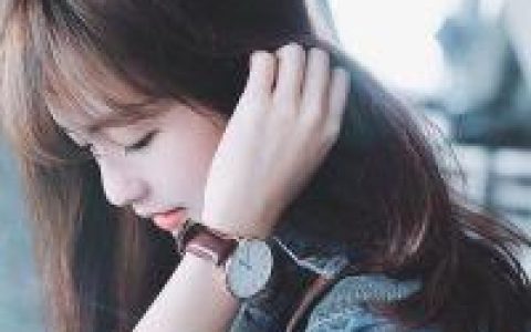 爱似一霎那烟火(简洁唯美文艺女青年头像)