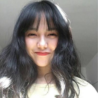 以朋友名义爱着一个人(又可爱又搞怪的女生头像有个性)