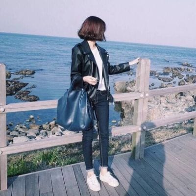 有了感情就会伤心(青春霸气搞怪情侣微博头像一男一女)