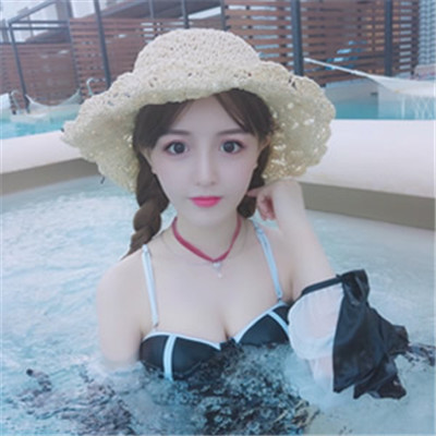 永远可爱并心存邪念(快手头像女生泳池头像甜美性感)
