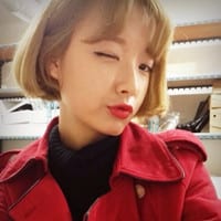 除了你的拥抱我什么都能放过(最流行的短发妹抖阴女生头像)