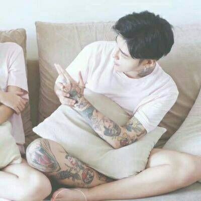 我们会一起走进婚姻的殿堂(非主流情侣头像一对两张图片大全)