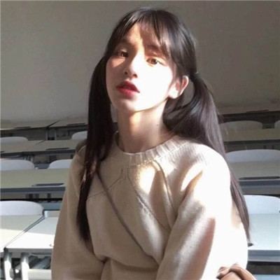 正是要拨动你心弦的姑娘(快手头像女生可爱撩人的)