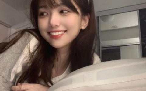 喜欢的人反反复复还是会很喜欢(女生很高级的又很有气质的头像)