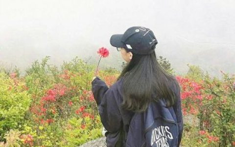走到哪里都不孤独(抖阴头像情侣一男一女背影两张)