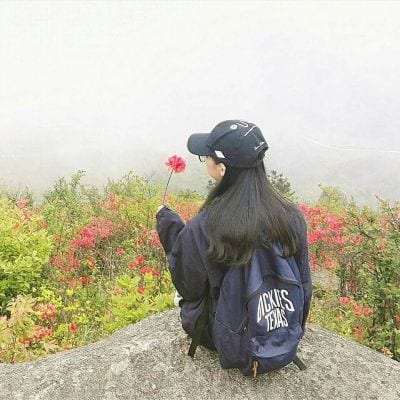 走到哪里都不孤独(抖阴头像情侣一男一女背影两张)