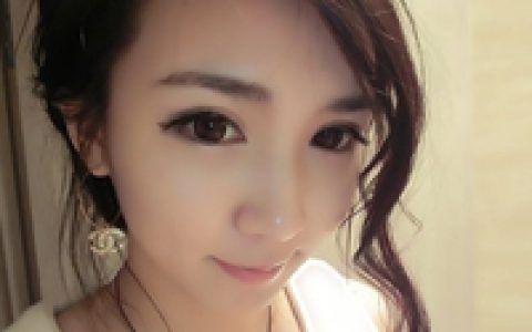 爱情和冲动一样可怕(清新霸气的抖阴女生头像)