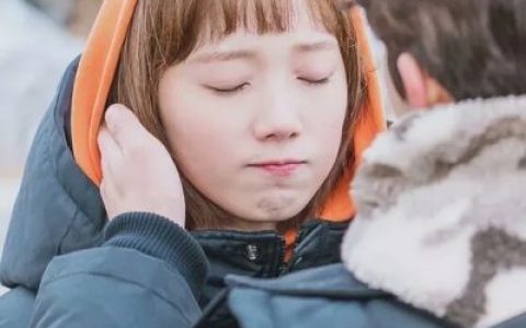 好看幸福的情侣头像一男一女(最新抖阴空间个性情侣头像一对)