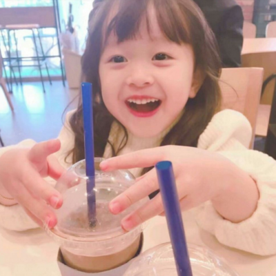 不和没素质的人发脾气(超萌可爱小女孩抖阴头像高清好看)