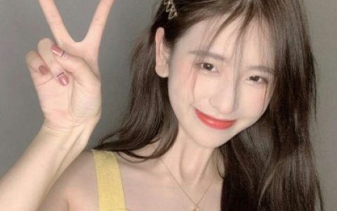 你简单一点好不好(小清新女头像清纯好看)