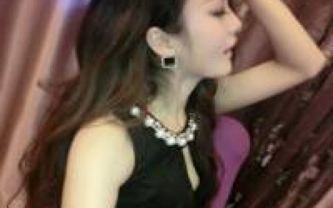 少女情杯总是诗(幸福文雅的抖阴女生头像)