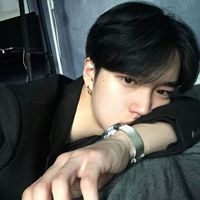 一切都还来得及(慵懒阳光男生扣扣头像)