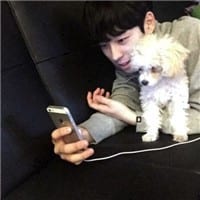 我还站在爱你的地方(陌陌头像男生高清大图排行榜)