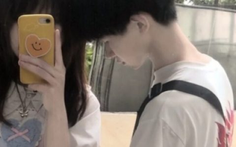 遇见黄昏陷入温柔暮色里(甜而不腻的双人情侣头像)
