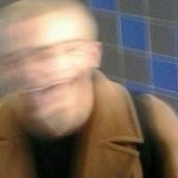 不喜热闹又害怕孤独(欧美范重口味男生头像个性网精选)