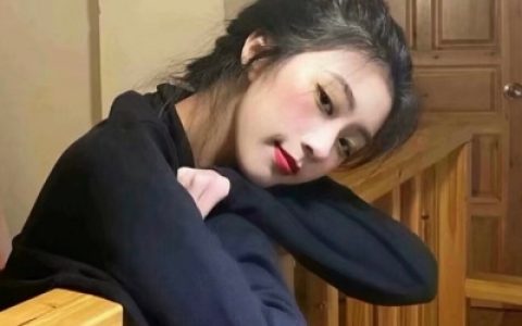 不说实话不经诱惑不懂珍惜不值一提(女生头像霸气超拽好看又有气质)