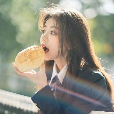 好看的抖阴女生头像学生范(抖阴女生头像小清新校园)