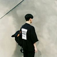 不努力就会被生活踩死(帅帅的男生头像吸引人的)
