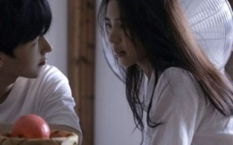 很精辟的潮流情头(热门搞怪的好看情侣头像)