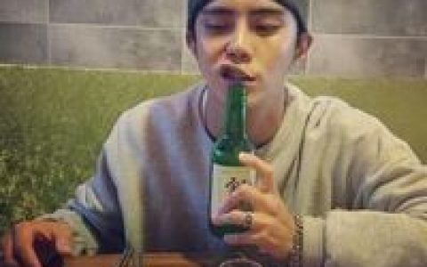 看的透彻所以才不正经(扣扣头像男生霸气最新版本)