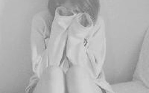 沉默不是代表我的过错(欧美范的黑白女生抖阴头像)
