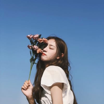 只和有趣的人浪费时间(抖阴夏日清新文艺女头像)