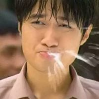 真正爱你的人不会嫌弃你(特别搞笑的情侣头像一对两张精选)