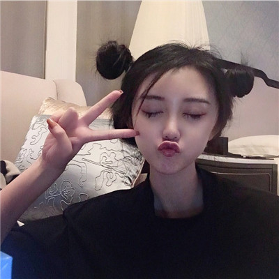 不敢奢望你会被我感动(女生可爱唯美小清新头像最新)