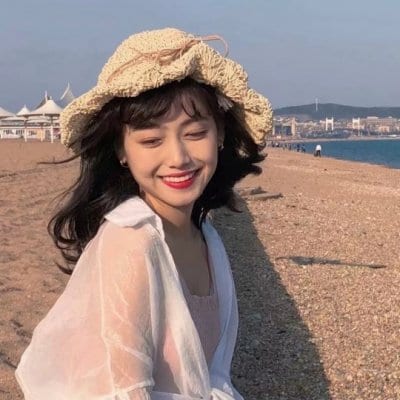 我一生下来就是个无齿的人(女生最火的头像网红小清新)