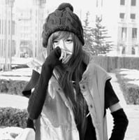 个性抖阴女生黑白头像(非主流唯美抖阴黑白头像女生)