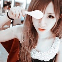 伤感_思念像海一样难以平静(阿宝色女生头像)