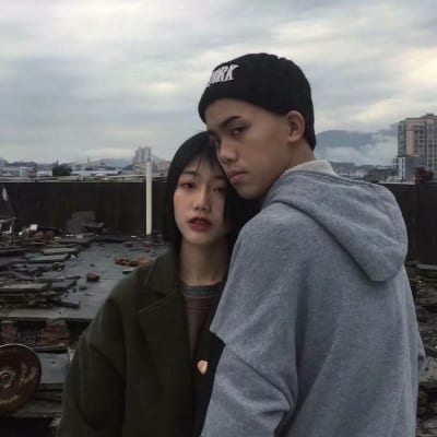 抖阴秀恩爱的情侣头像图片(个性情侣头像酷酷的)