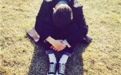 你若不在我身边又有什么用(伤感意境男生抖阴头像)
