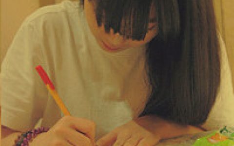 我不会再为了你生气_逝去过往的伤感女生QQ头像