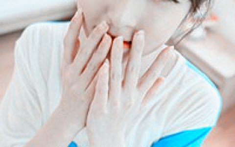 如果当初勇敢一点_回忆伤感的意境QQ女生头像