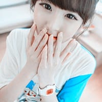 如果当初勇敢一点_回忆伤感的意境QQ女生头像
