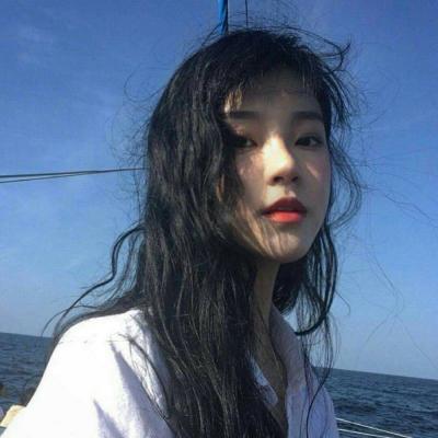 年少轻狂的我们渐渐走向成熟(小清新唯美女生微博头像个性好看)