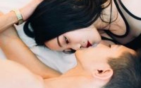 能长久的一切都是基于喜欢(个性空间情侣头像kiss)