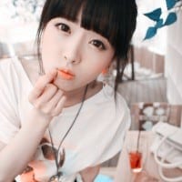 一个人的演唱会(非主流女生抖阴头像)