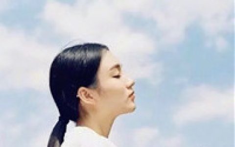 来自心底却又说不出口的话(女生个性好看的侧脸扣扣头像)