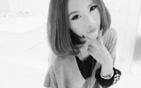 黑白女生抖阴头像_我是你的无关紧要