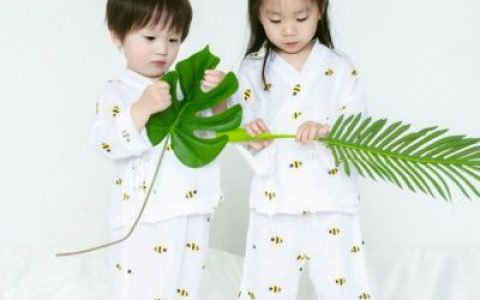 落落大方不负所望(可爱头像小孩情侣头像一男一女)