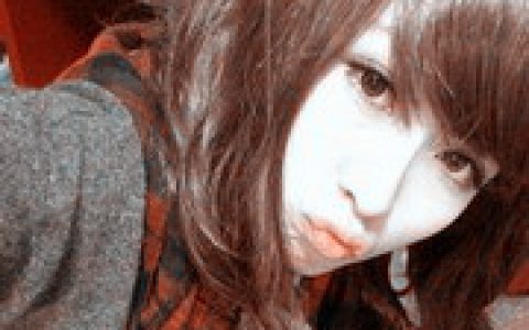 一段感情只有等待_唯美伤感女生QQ头像