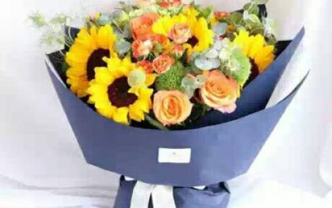 风吹起如花般细碎流连(花头像唯美小清新图片大全)