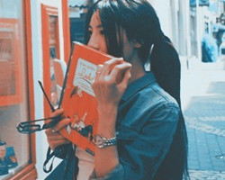 学会只爱自己_忧伤的非主流女生头像