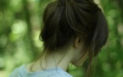 感受阳光_阳光美丽的非主流女生头像