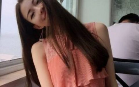 老地方依旧安然无恙人来人往(最新美女头像真实点的照片)